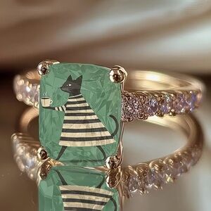 New Elegant Cat Ring with Green and Gold Accents